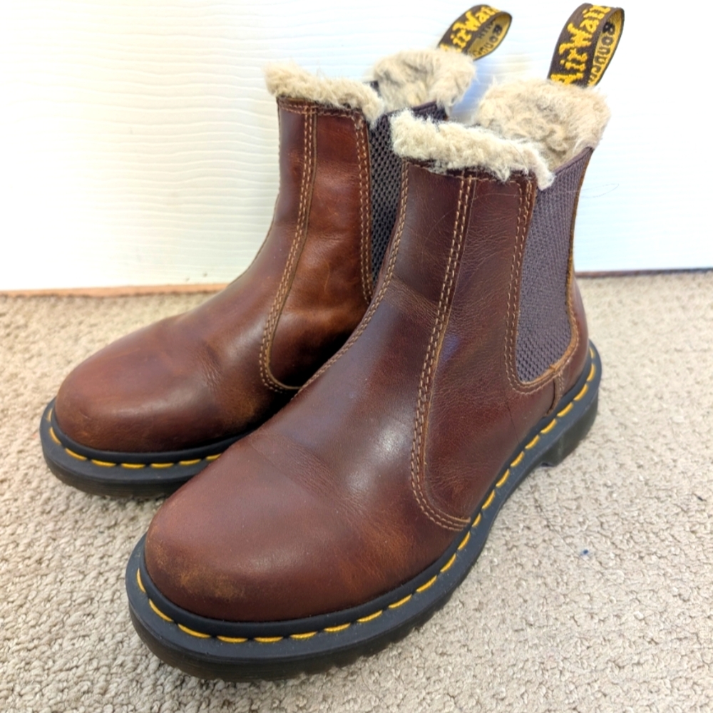 Dr. Martens 2976 Leonore Faux Fur Brown Chelsea Leather Boots Womens 5 Youth 3